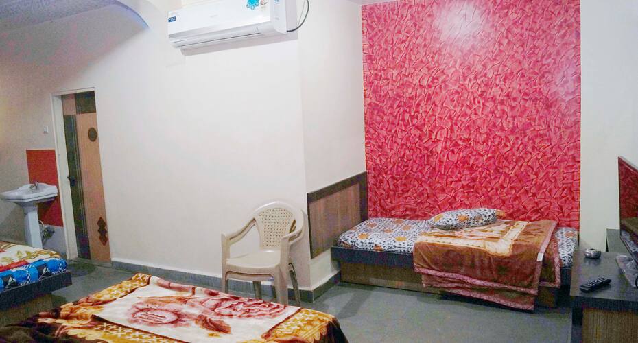 Sai Murli Chandra Lodge, Shirdi 4